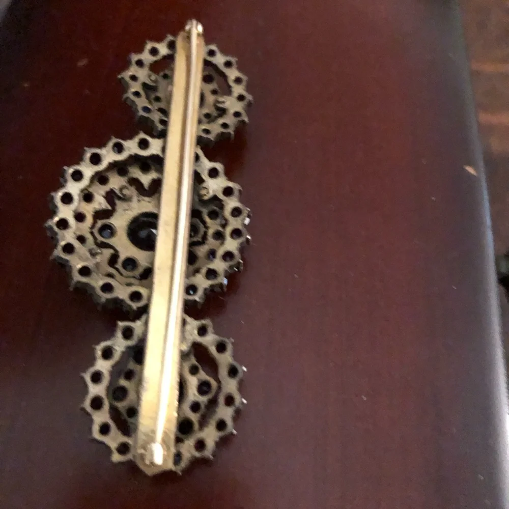 Victorian Garnet Brooch 1800’s , tier’s in round circle ⭕️ gilt on silver,14kpin - Picture 4 of 8